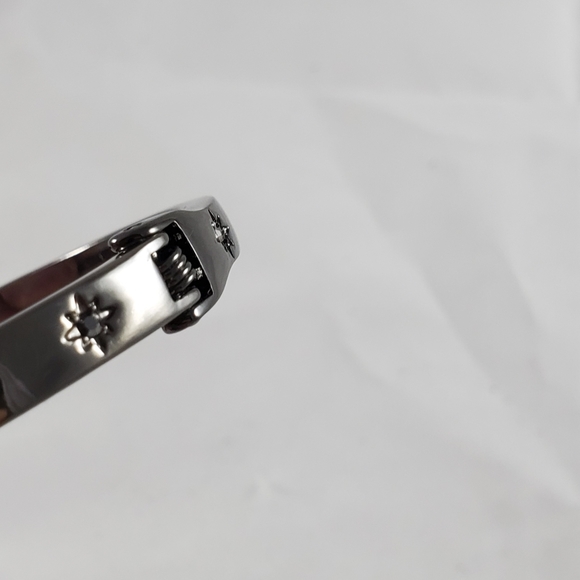 Marlyn Schiff hematite crystal starburst bangle - Picture 3 of 6